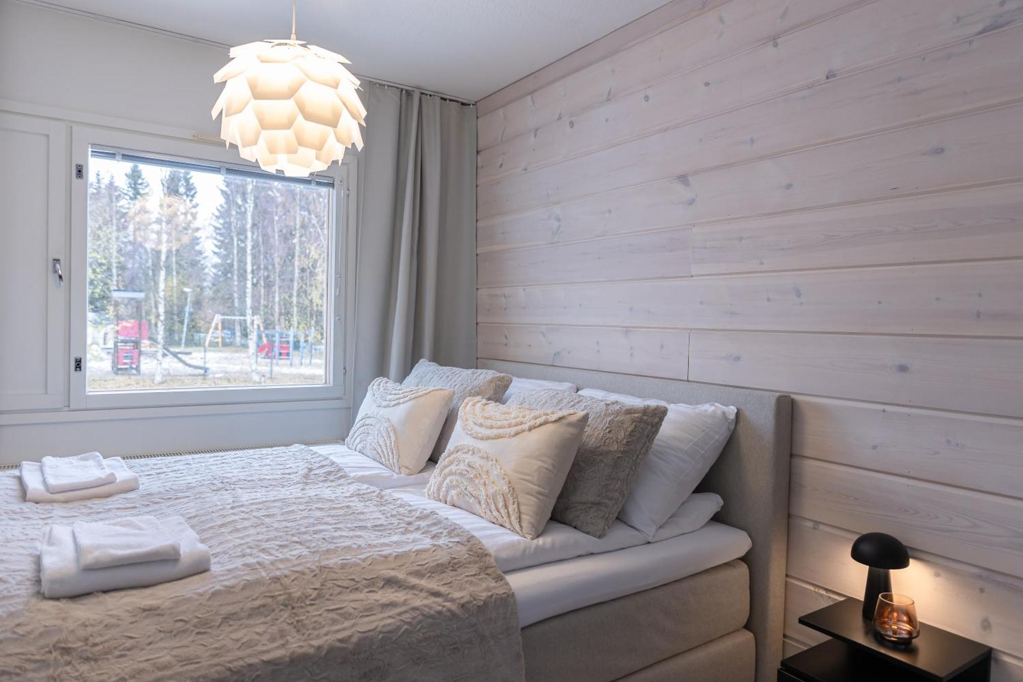 Apartment Aurora With Sauna By Booklapland